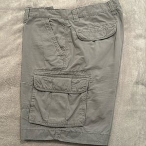 Mens cargo shorts waist 36, length 20